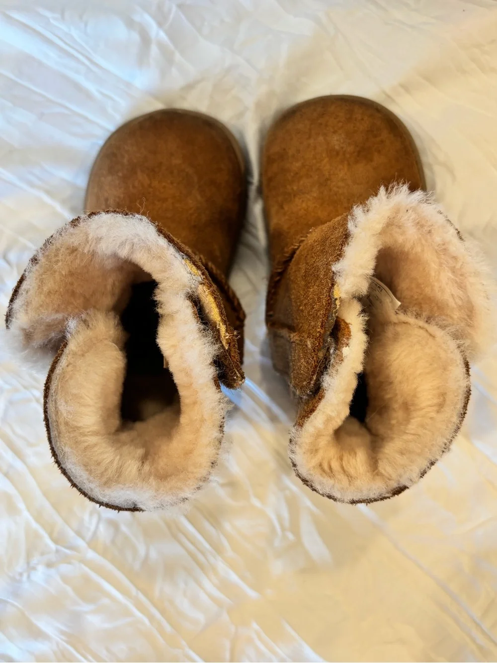 UGG Baby 2/3 Chestnut Suede Velcro Boot